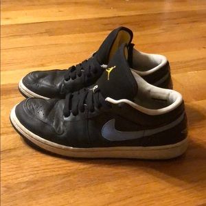 Nike Air Jordan Midtops